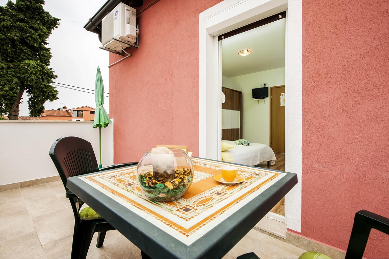 Apartments Roko Rovinj Exterior photo