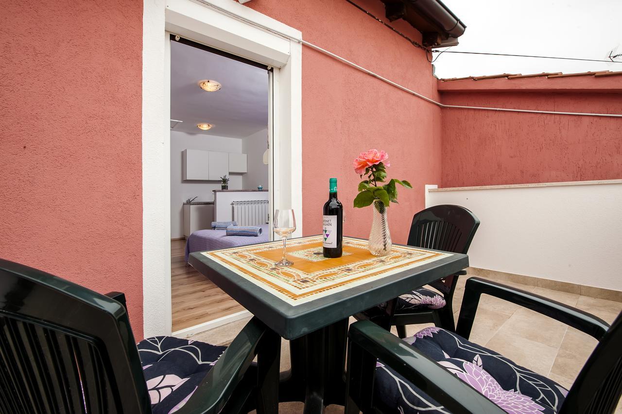 Apartments Roko Rovinj Exterior photo